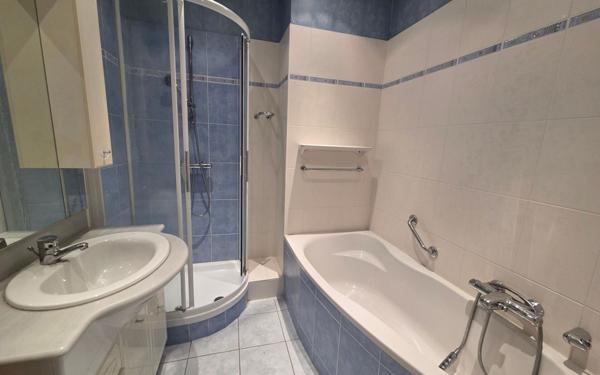 Appartement à vendre    3 pièces •  Brest