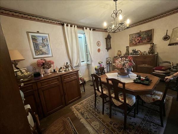 Maison à vendre |  Le Pont-Chrétien-Chabenet |  5 pièces | 118 m²