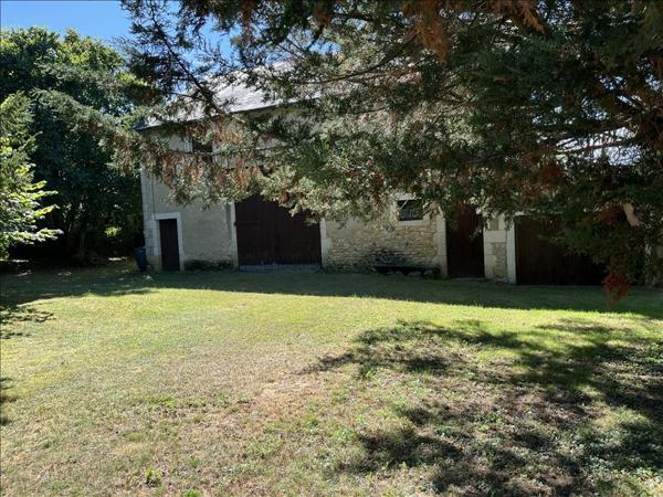 Maison à vendre |  Le Pont-Chrétien-Chabenet |  5 pièces | 118 m²