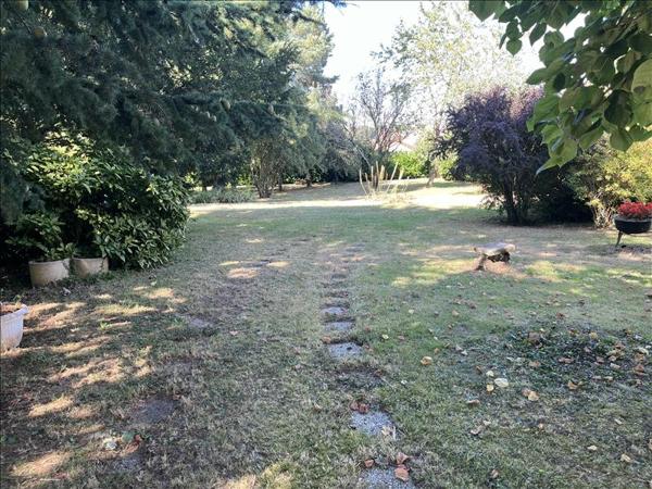 Maison à vendre |  Le Pont-Chrétien-Chabenet |  5 pièces | 118 m²