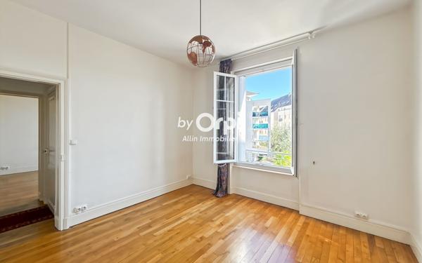 Appartement à vendre    4 pièces • 93 m2 Montluçon