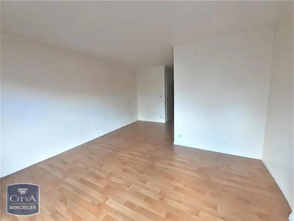 Appartement à louer 1 pièce 27.16m² Rosny-sous-Bois (93110)