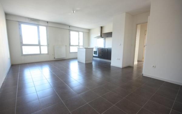 Appartement à vendre    3 pièces •  Lyon 7