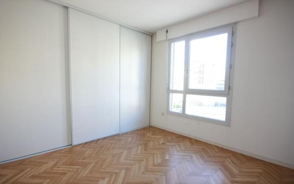 Appartement à vendre    3 pièces •  Lyon 7