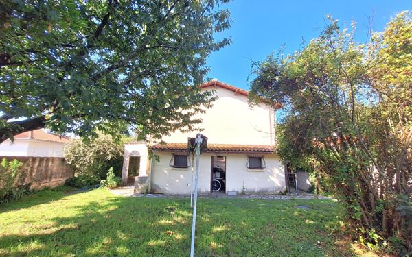 Maison à vendre    6 pièces •  Médis