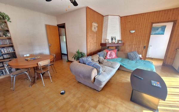 Maison à vendre    6 pièces •  Médis