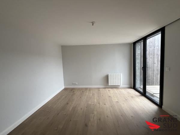 T3 avec terrasse de 35 m² – Dernier étage – Parking – Bègles