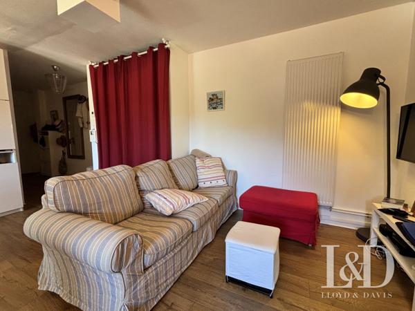 APPARTEMENT AVEC EXTERIEUR ET PLACE DE PARKING