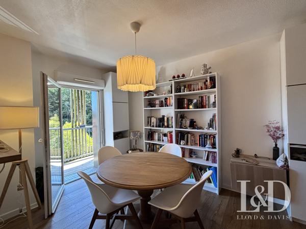 APPARTEMENT AVEC EXTERIEUR ET PLACE DE PARKING