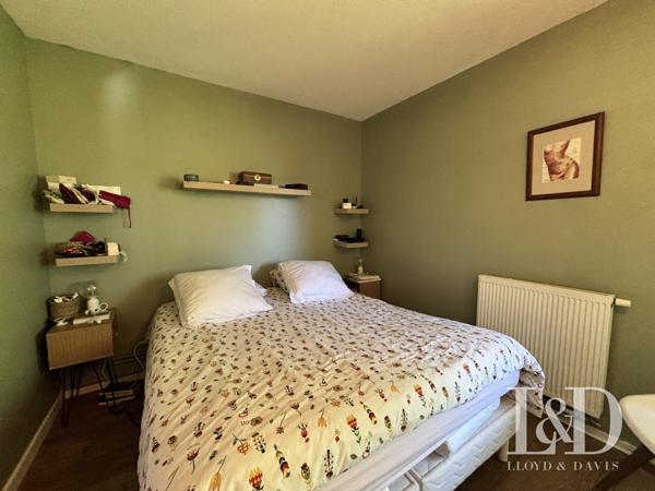 APPARTEMENT AVEC EXTERIEUR ET PLACE DE PARKING