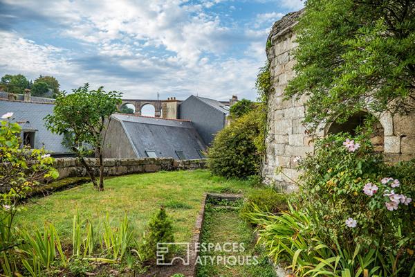 Demeure familiale de caractère en coeur de ville