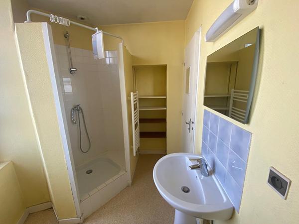 APPARTEMENT T2bis LAVAL