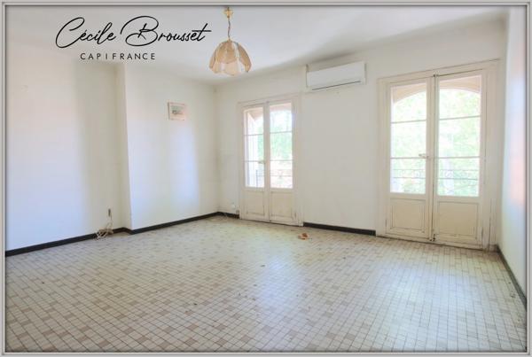 Appartement à rénover, 3 pièces, avec cave et balcon , Céret ( 66400)