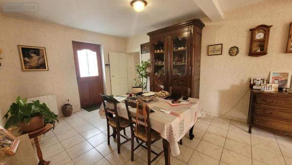 Maison à vendre à Sablé-sur-Sarthe dans la Sarthe (72300), ref : 72068-2081