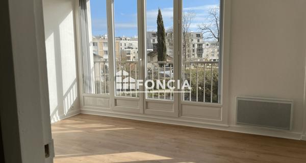 Location Studio 30.37 m² - Le Plessis-trévise 94420