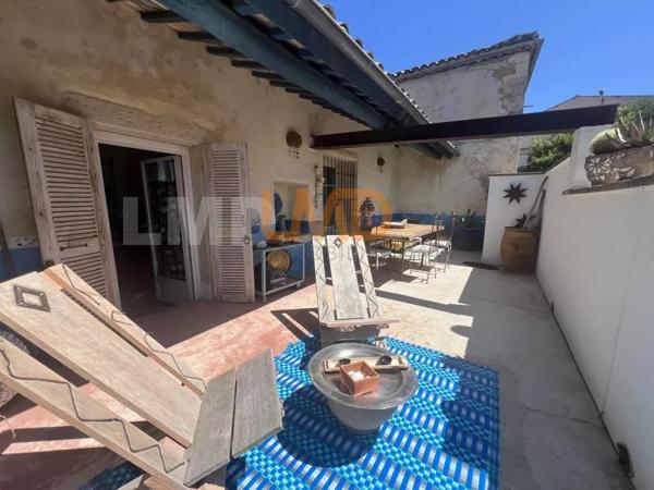 maison en pierre de 140m2 .. piscine. garage