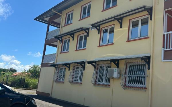 Appartement à louer    2 pièces •  Remire-Montjoly