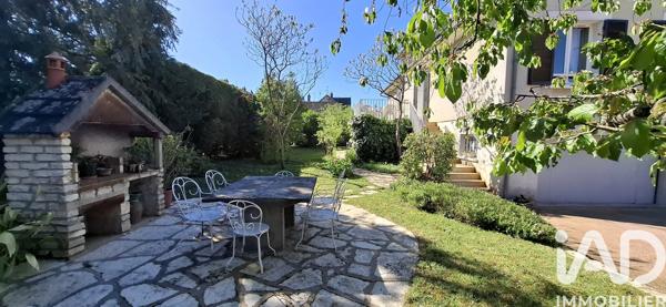 Maison à vendre 11 pièces 324 m² Villeneuve-sur-Yonne