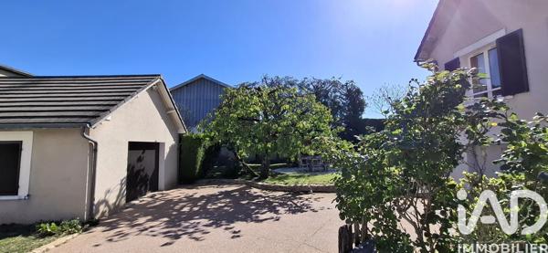 Maison à vendre 11 pièces 324 m² Villeneuve-sur-Yonne