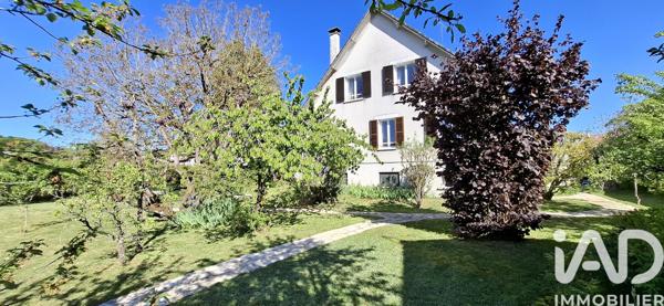 Maison à vendre 11 pièces 324 m² Villeneuve-sur-Yonne