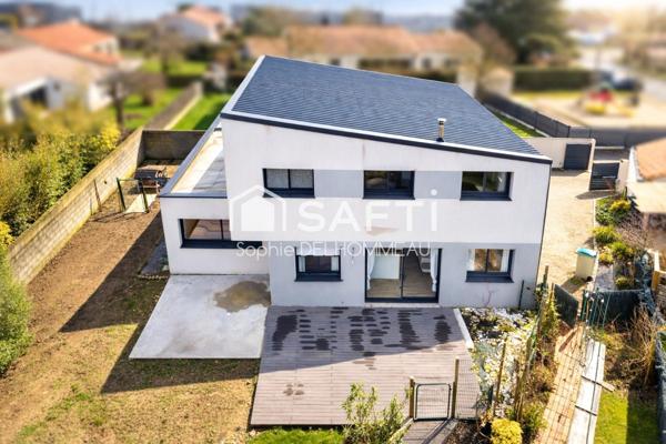 Propriété d'exception alliant modernité et praticité