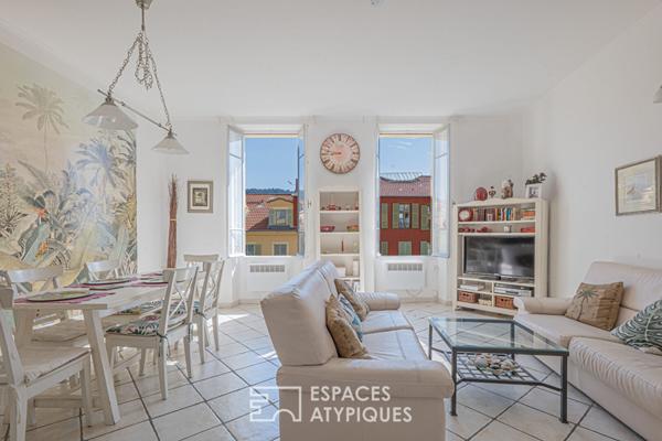 Vue sur le port de Nice : charme suspendu et potentiel unique