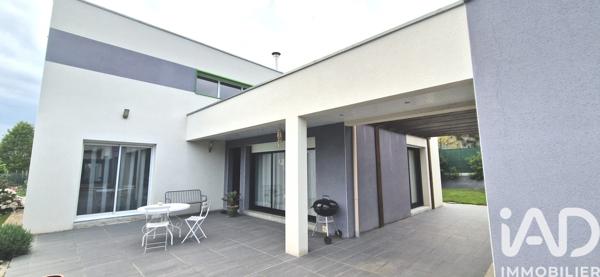 Maison à vendre 5 pièces 137 m² Liffré