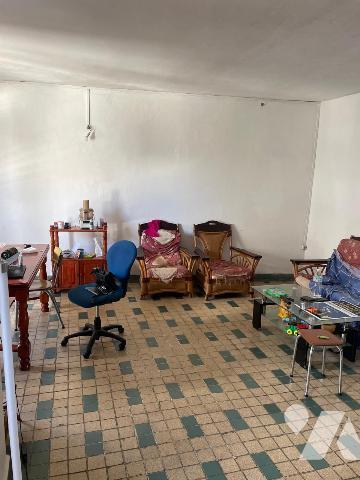 APPARTEMENT A RENOVER DANS UN IMMEUBLE A FORT-DE-FRANCE