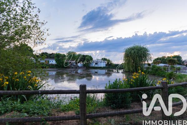 Maison à vendre 4 pièces 61 m² Saint-Cyr-en-Talmondais