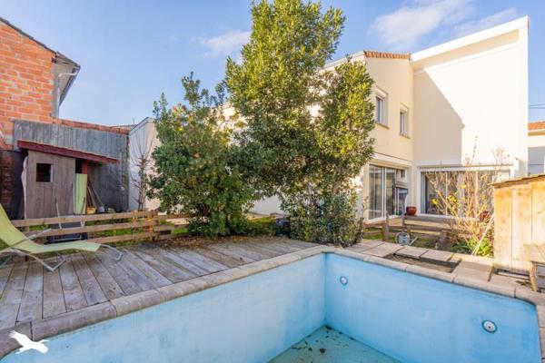 Maison 680 550 € Talence 5 p 162 m² DPE B