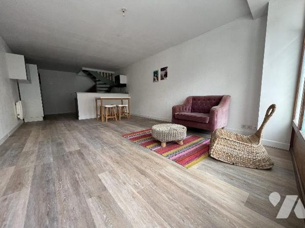 MAISON DE BOURG A VENDRE