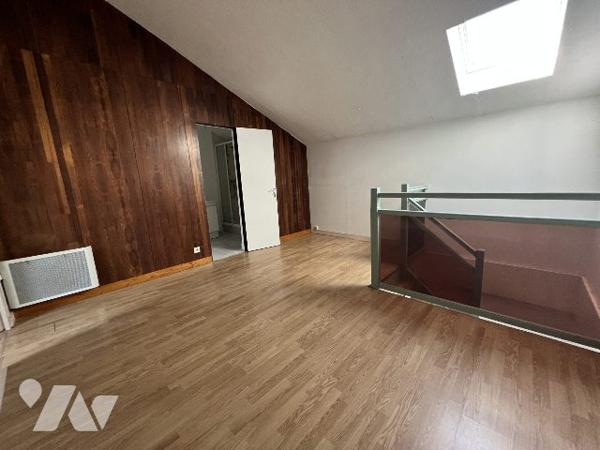MAISON DE BOURG A VENDRE
