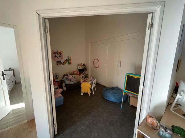 Maison de ville / Appartement 4 pièces avec jardin, terrasse et stationnement