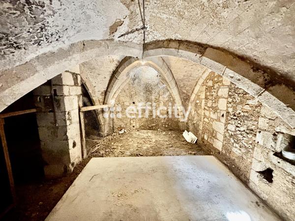 Appartement
         6 pièces
        - 190 m² Exclusivité 328 000 € *