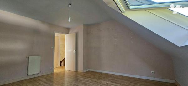 Maison 4 chambres – Vie de plain-pied – Garage et jardin – Quimper