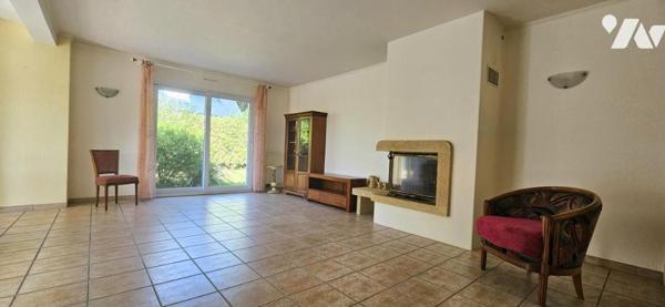 Maison 4 chambres – Vie de plain-pied – Garage et jardin – Quimper