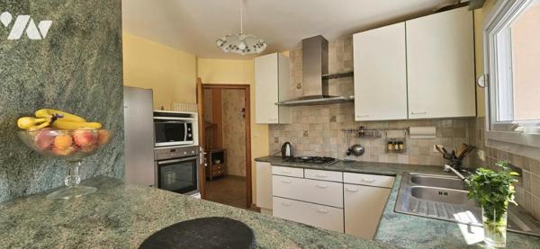 Maison 4 chambres – Vie de plain-pied – Garage et jardin – Quimper
