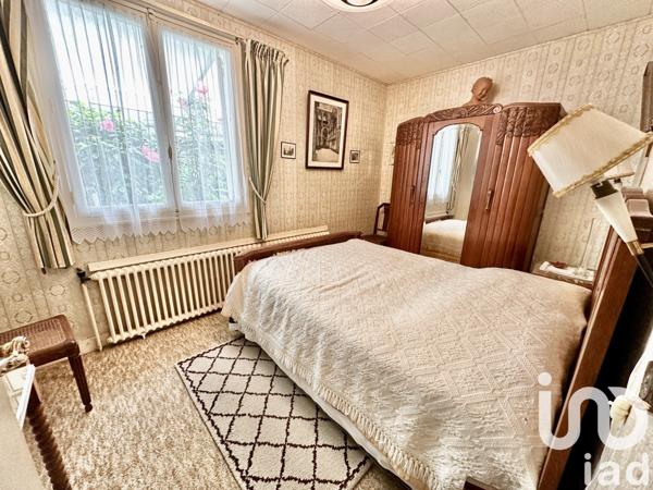 Maison 8 pièces de 130 m² à Vauville (50440)