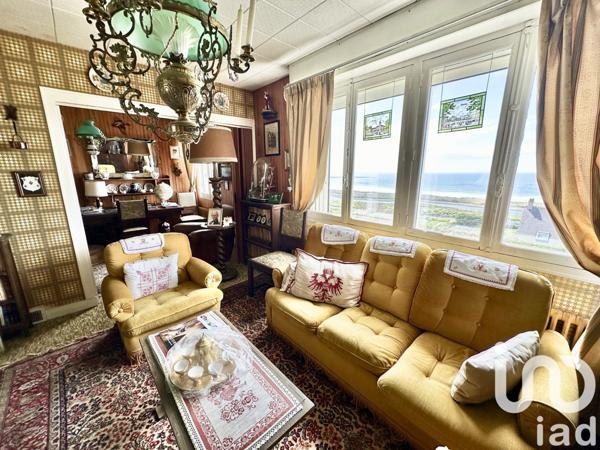 Maison 8 pièces de 130 m² à Vauville (50440)