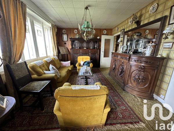 Maison 8 pièces de 130 m² à Vauville (50440)