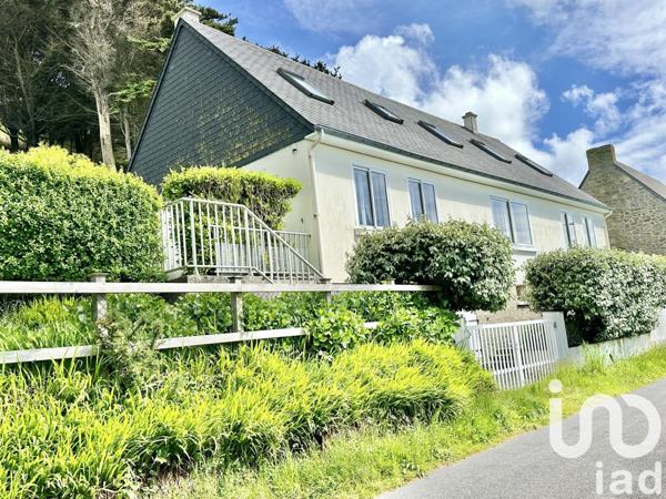 Maison 8 pièces de 130 m² à Vauville (50440)