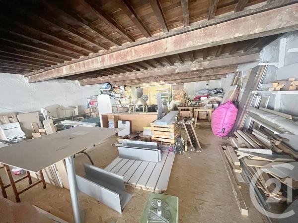 Maison à vendre  8 pièces - 492,43 m 2   CERET  - 66