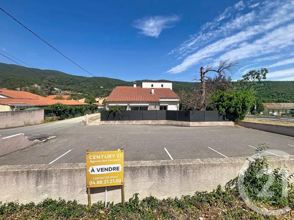 Maison à vendre  8 pièces - 492,43 m 2   CERET  - 66