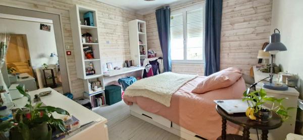 BOURG SOUS LA ROCHE - MAISON A VENDRE de 177 m² EN EXCLUSIVITE AMEPI