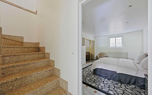 Appartement à vendre    6 pièces • 145,03 m2 Lagny-sur-Marne