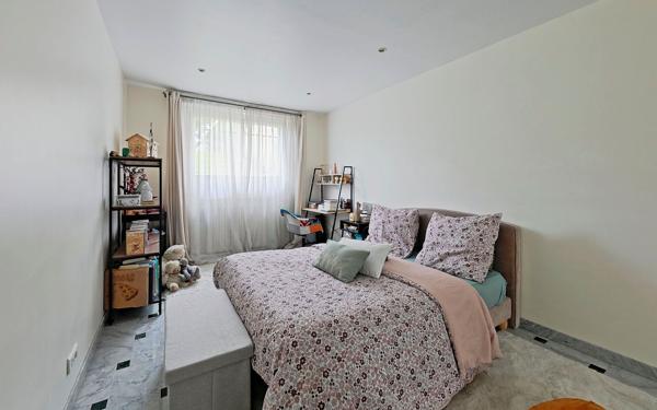 Appartement à vendre    6 pièces • 145,03 m2 Lagny-sur-Marne