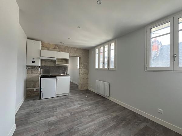 Appartement 2 pièces à louer au 2ème étage à Châtellerault, centre-ville