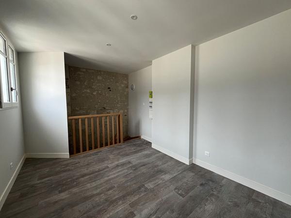 Appartement 2 pièces à louer au 2ème étage à Châtellerault, centre-ville