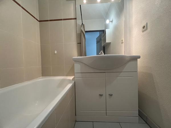 Appartement Varennes Vauzelles 2 pièce(s) 40 m2