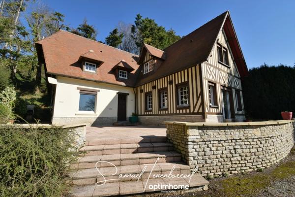 Maison de caractère 177 m², 4 ch avec dépendance et vue vallée –  CAMBREMER (14340)